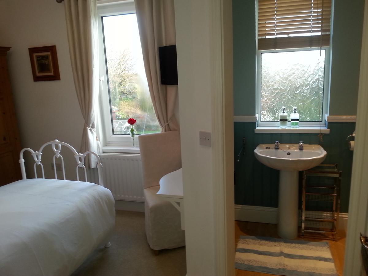 Ugiebrae House Bed & Breakfast North Sunderland ภายนอก รูปภาพ
